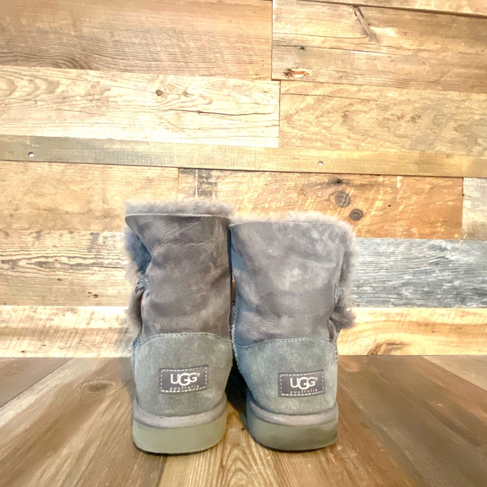 Uggs - image 3
